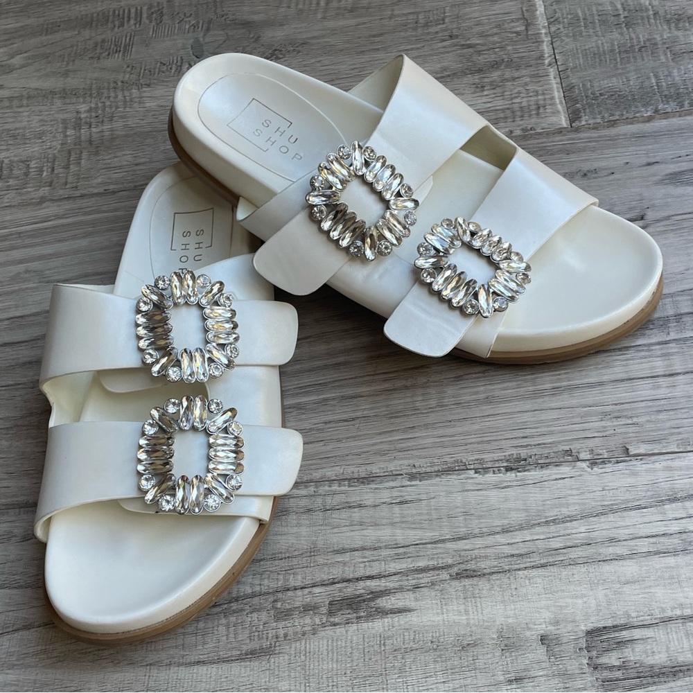 ShuShop Bridget Slide Sandals Cream/Rhinestone Buckle Bridal Feminine Fun SZ 7.5 - Picture 11 of 12